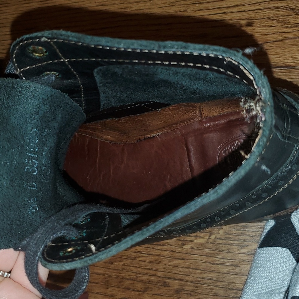 8.5 Wolverine Oxford Boots - Picture 8 of 16